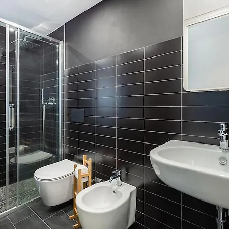 Daire Loft Free Parking E Wifi - Centro E Porta Susa *